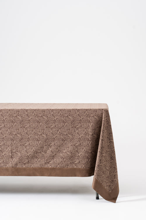 BEIGE PLUME TABLECLOTH